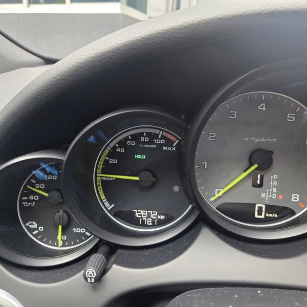 Se vende Porsche Cayenne Shybrid 2018