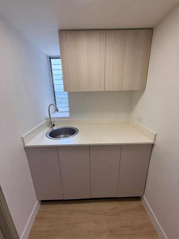 OFFICE 90M2 Proconsa 2 building, REMODELADA