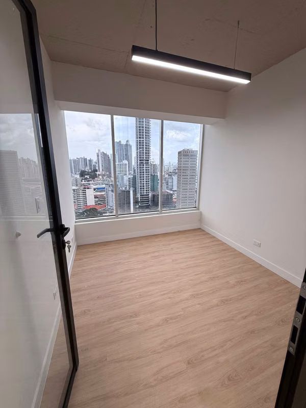OFFICE 90M2 Proconsa 2 building, REMODELADA