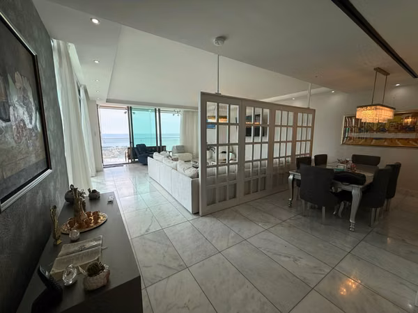 Sea Point Oceanfront | Furnished or Appliances Only Option