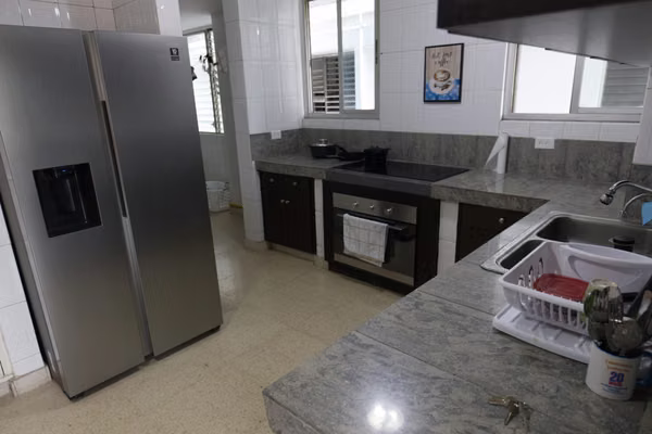 Rooms in Shared Apartment in front of Uni de Panama El Crajo
