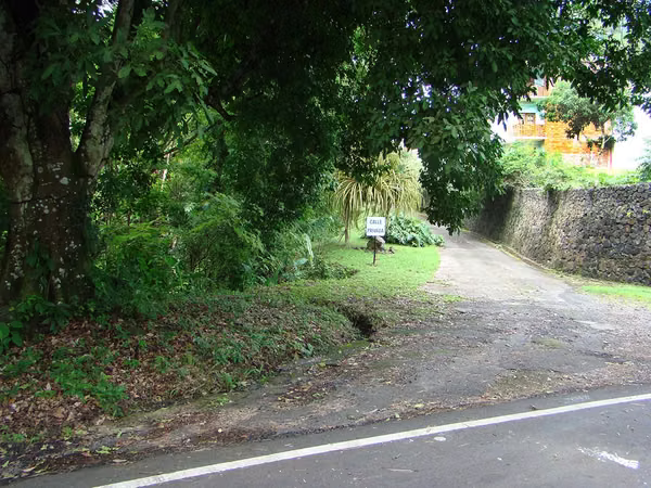 FOR SALE  RESIDENTIAL LOT IN LAS CUMBRES EL LAGO