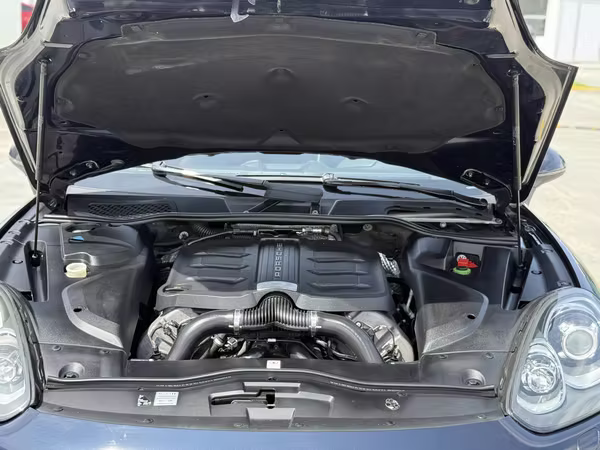 Porche cayenne  2015