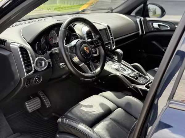 Porche cayenne  2015