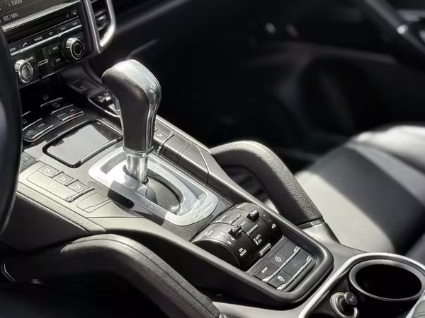 Porche cayenne  2015