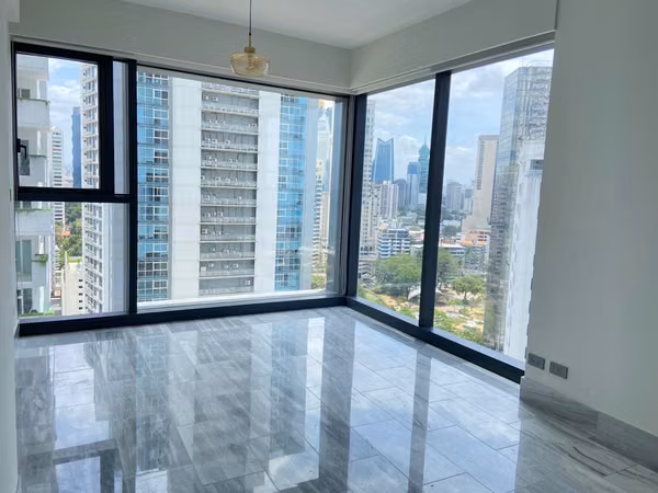 APARTMENT IN A LUXURY BUILDING ON BALBOA AVENUE FOR RENT