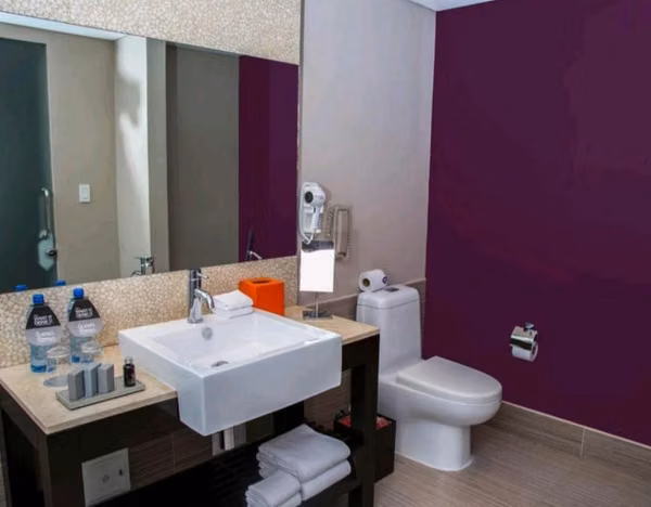 Alquilo lujoso Apartamento en Hotel Megapolis con Vista al Mar