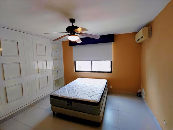 Apartment in Marbella | 3 Bedrooms + 2 Parking Spaces | PH Torres Ebbelle | US$230,000