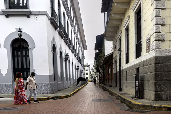 Selling House in Casco Antiguo