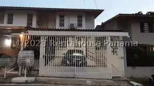 Casa en Venta en Condado del Rey VIK 26-1521