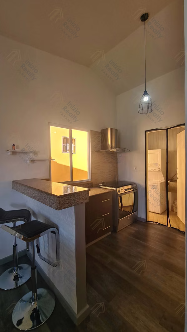 SE VENDE CASA UNIFAMILIAR EN ARBOLEDAS, LA CHORRERA