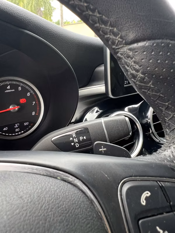 MERCEDES BENZ GLC 200