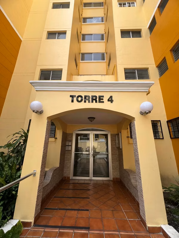 Apartment for sale in PH McGregor Hill Condado del Rey.