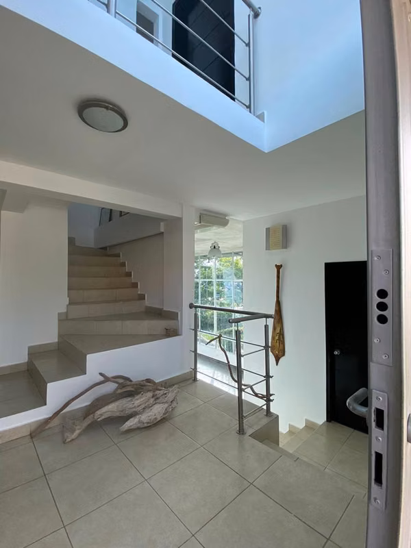 HOUSE WITH POOL FOR RENT IN LINDA VISTA