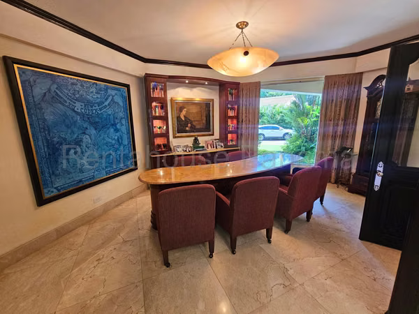 Venta de Casa en Altos del Golf Casa Unifamiliar
