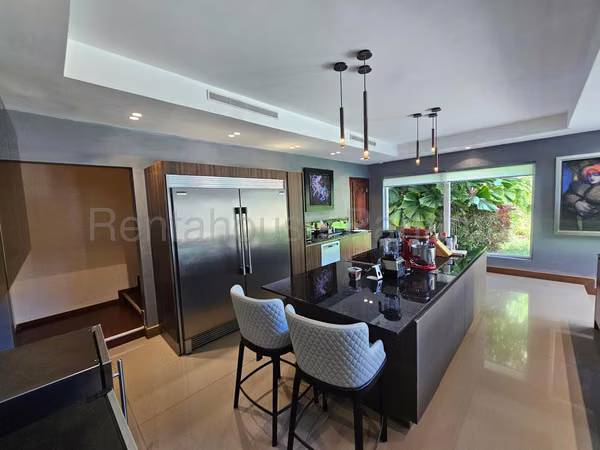 Venta de Casa en Altos del Golf Casa Unifamiliar