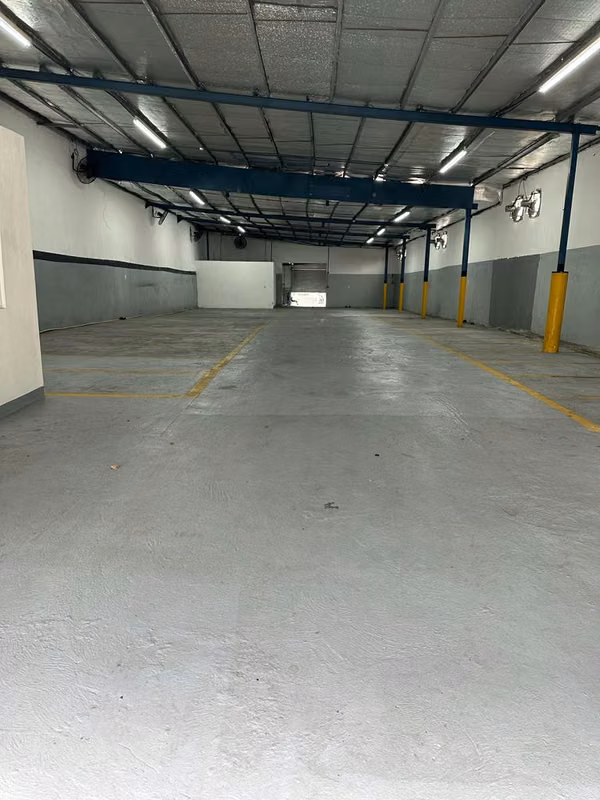Rental of Galera Comercial Santa Elena