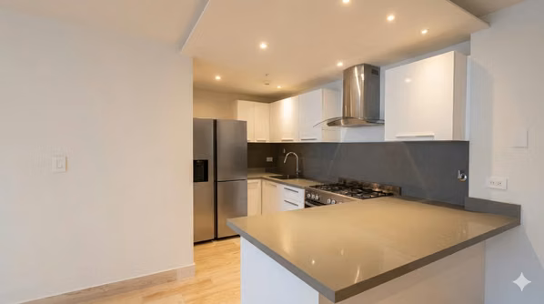 Apartamento en Costa del Este con Vista al Mar y la Ciudad | Piso Alto | 2 Recámaras