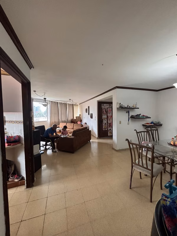 LA LOMA, near Hosp.San Fernando, 3 rec.!