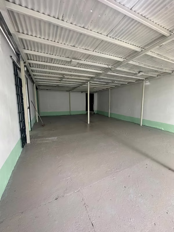 Commercial Galera Santa Elena 500 mtr2 or 250 mtrs2