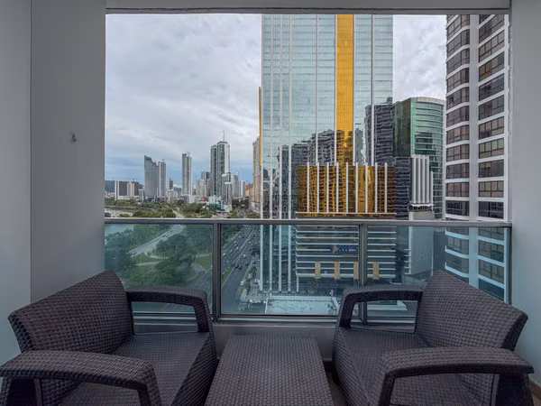 Apartamento en Alquiler en Avenida Balboa, Panamá
