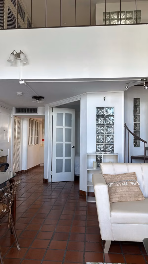 ALQUILER APARTAMENTO AMOBLADO  CASCO ANTIGUO VISTA AL MAR
