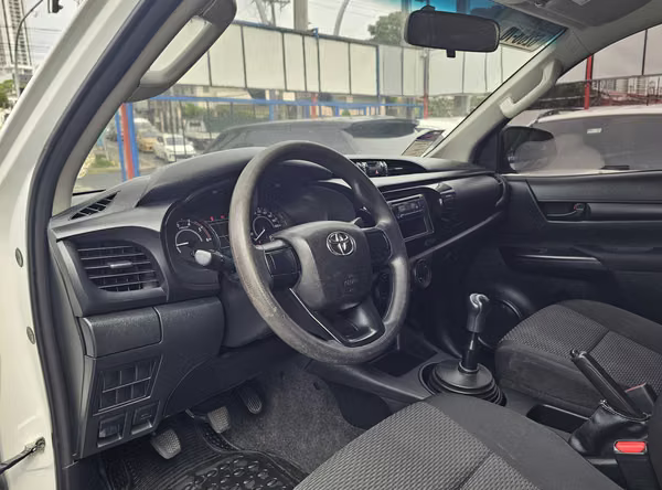 Toyota Hilux 4x4 2023