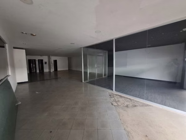 Commercial space for rent in Transistmica