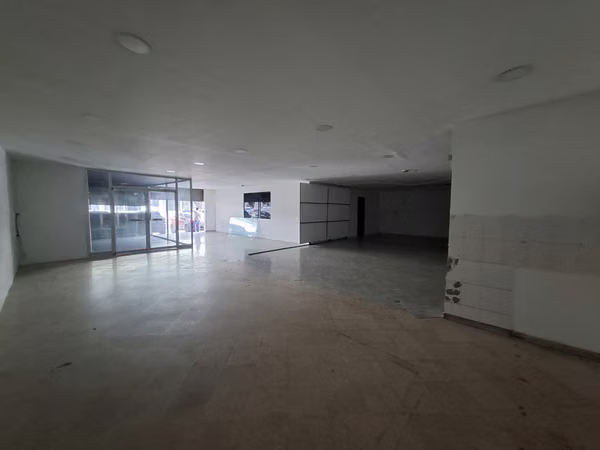 Commercial space for rent in Transistmica