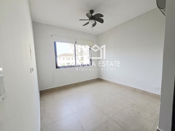 Alquiler Embassy Village  201 m²  3BR  Family Room  High Floor Forest View  Balconies  Luxury Rental