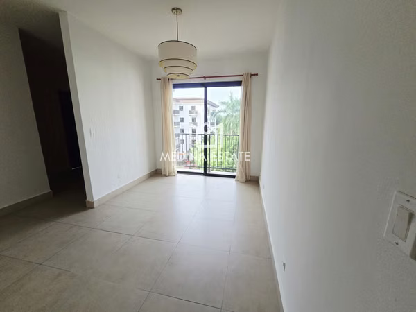Alquiler Embassy Village  201 m²  3BR  Family Room  High Floor Forest View  Balconies  Luxury Rental