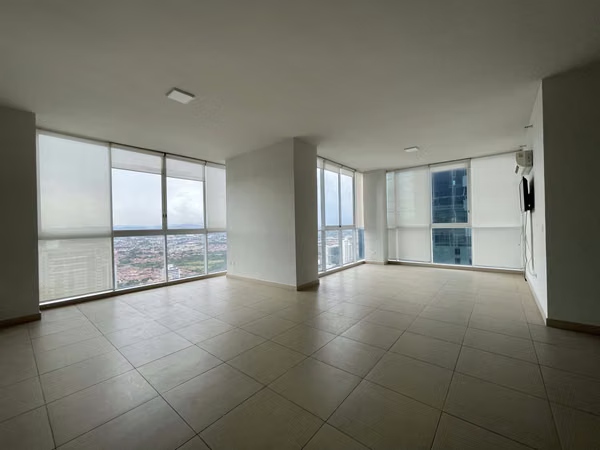 COUNTRY CLUB - VISTA A LA CIUDAD - PISO ALTO