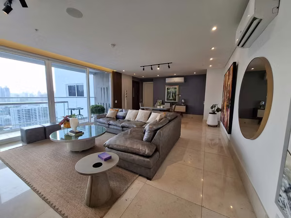 Apartment for rent in Coco del Mar.