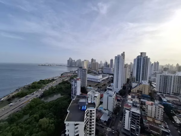 Apartment for rent in Coco del Mar.