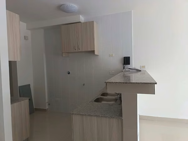 TO PREMIERE APT REAL ROAD OF BETANIA $750 / 2REC VERY CLOSE TO THE GOLD