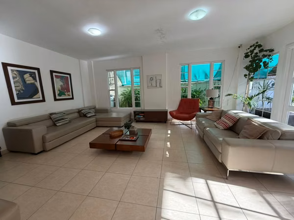 Sale of House in Villa Valencia, Costa Sur
