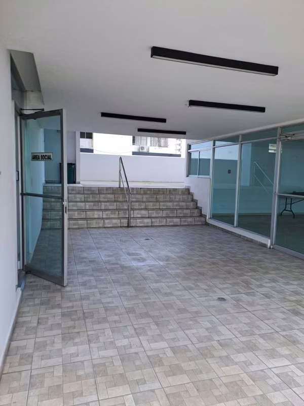 ¡En Venta! Apartamento de 92 m² con Vista al Mar