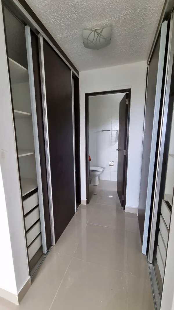 Negotiable. Rental apartment in Altamira Gardens