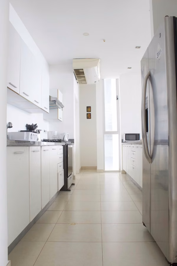 3-BEDROOM SEMI-FURNISHED APARTMENT FOR RENT – PH VERTIKAL | COSTA DEL ESTE – $3,000/MONTH