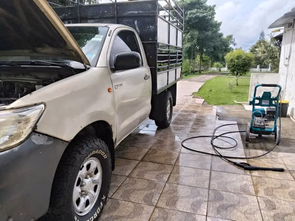VENDO TOYOTA HILUX 2013