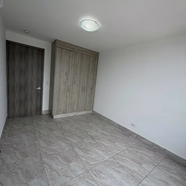 Apartment for Sale at Loxur 400