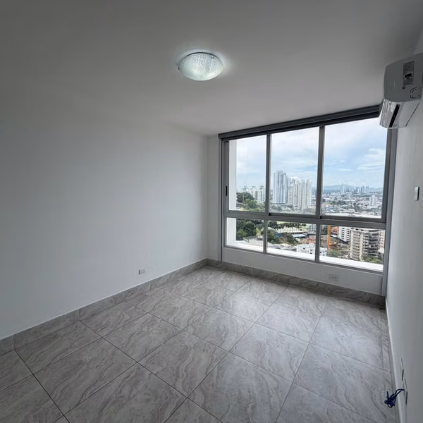 Apartment for Sale at Loxur 400