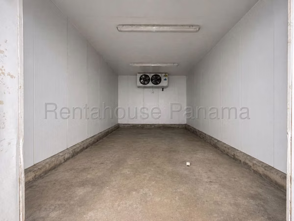 Warehouse for Rent or Sale in the Juan Díaz Industrial Area