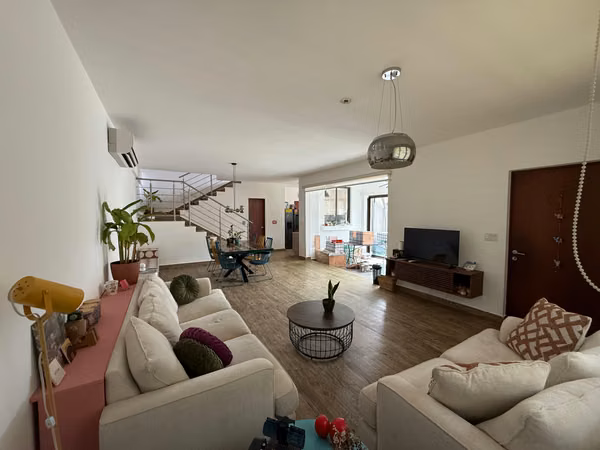 House in Howard – 3 Bedrooms, 3 Bathrooms Close to Embassy Club, Clayton, Albrook, and Cárdenas.