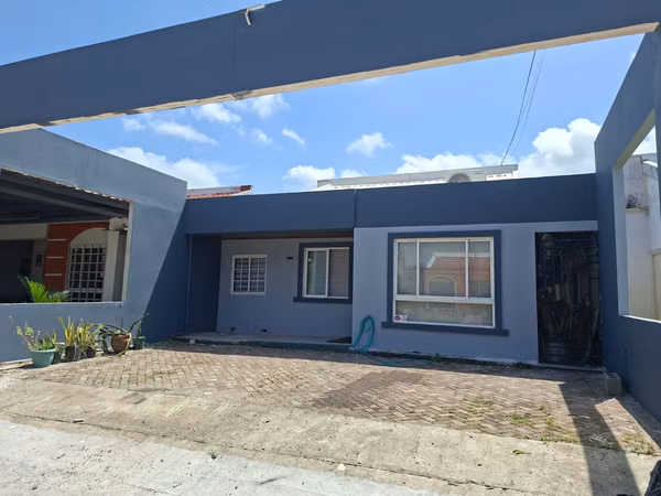 27465. House for sale at appraised value: 189 m², 3 bedrooms, 2 bathrooms