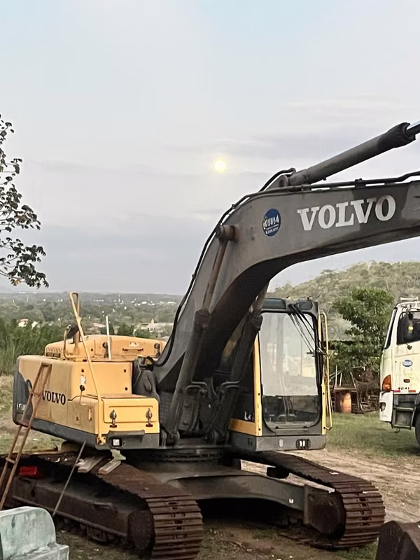 VOLVO EC240BLC Prime 2015