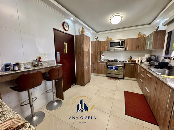 Beautiful House for Sale – PH Sierra Nevada, Paseo del Norte