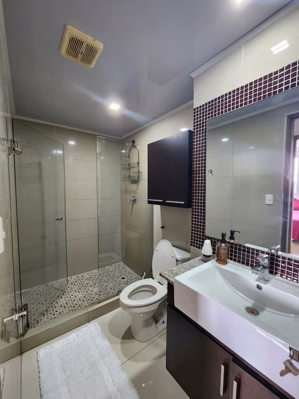 SE ALQUILA APARTAMENTO EN PH URBIS, TUMBA MUERTO