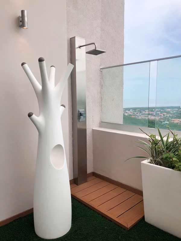SANTA MARIA GOLF &amp; COUNTRY CLUB - 700 M² - 5 Recámaras - Linea Blanca