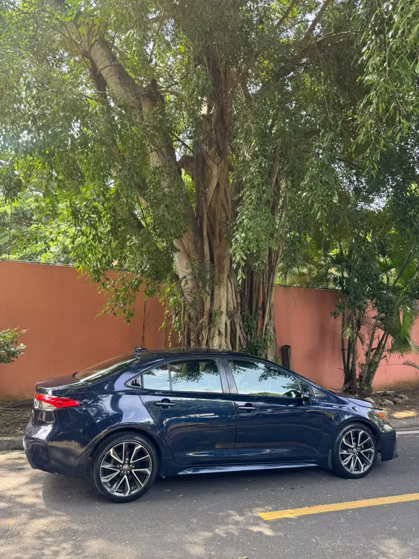TOYOTA COROLLA SE 2020 $15.900